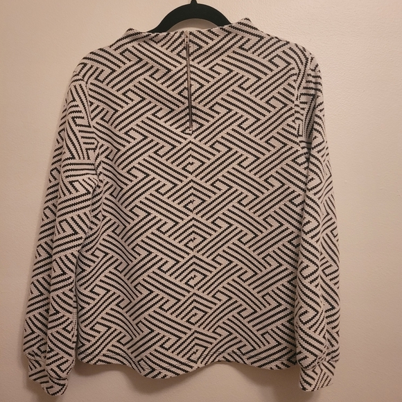 Anthropologie W5 Geometric Top, size M - Picture 3 of 5